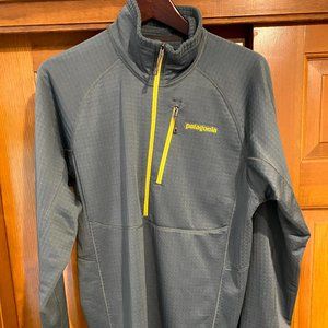 Men's Patagonia R1 Pullover - Size Large